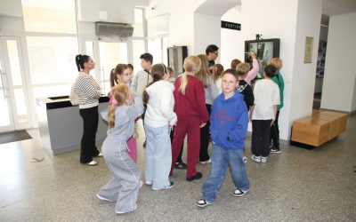 SP nr 3 w Ostrowcu Świętokrzyskim, studenci z Hiszpanii i Turcji